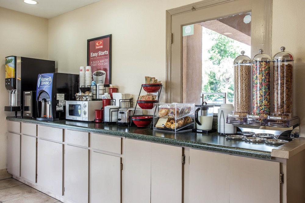 Econo Lodge Волтерборо Екстер'єр фото