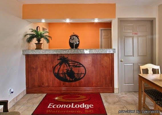 Econo Lodge Волтерборо Екстер'єр фото